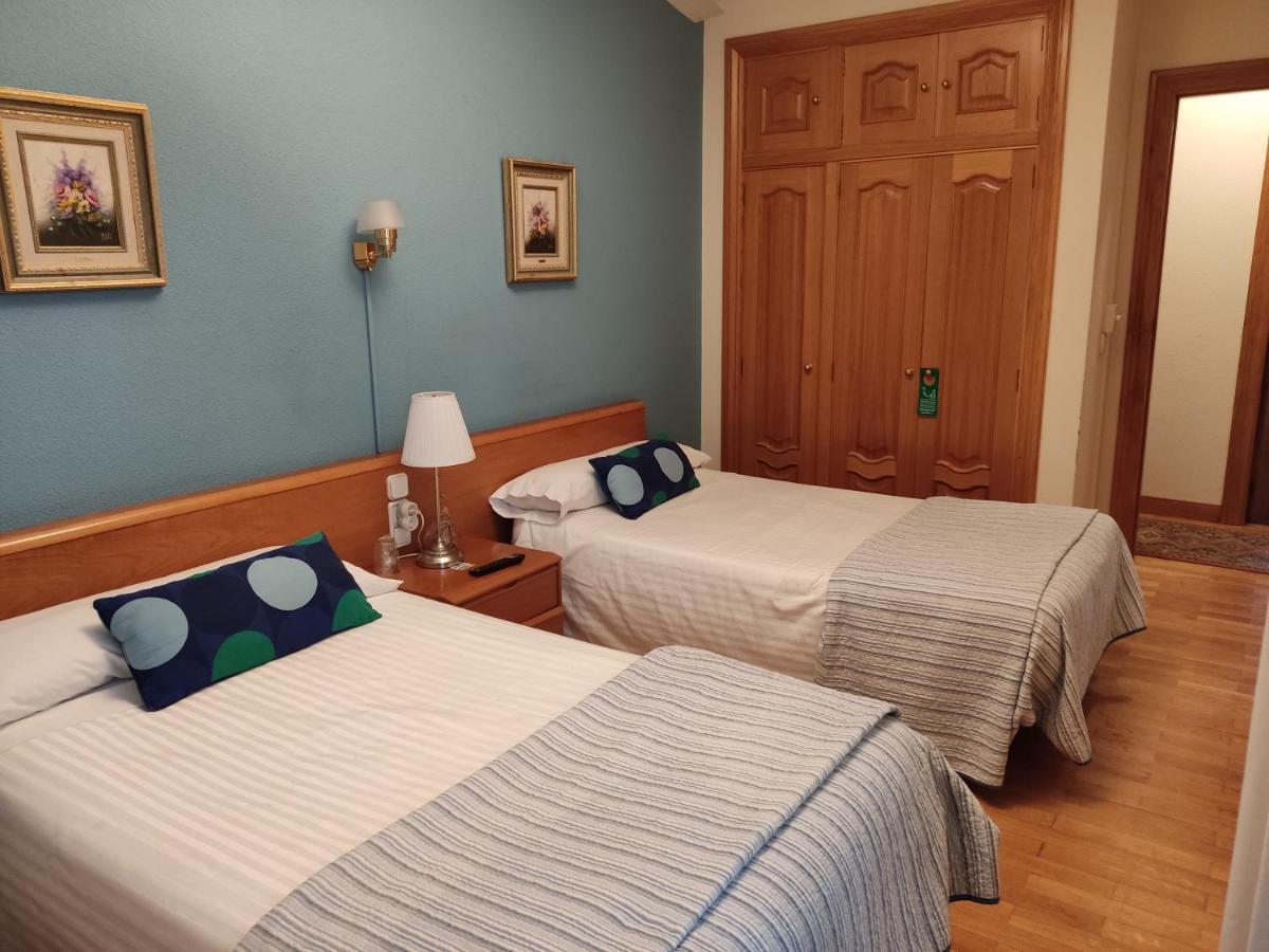 Pension Payvi Pamplona Szoba fotó